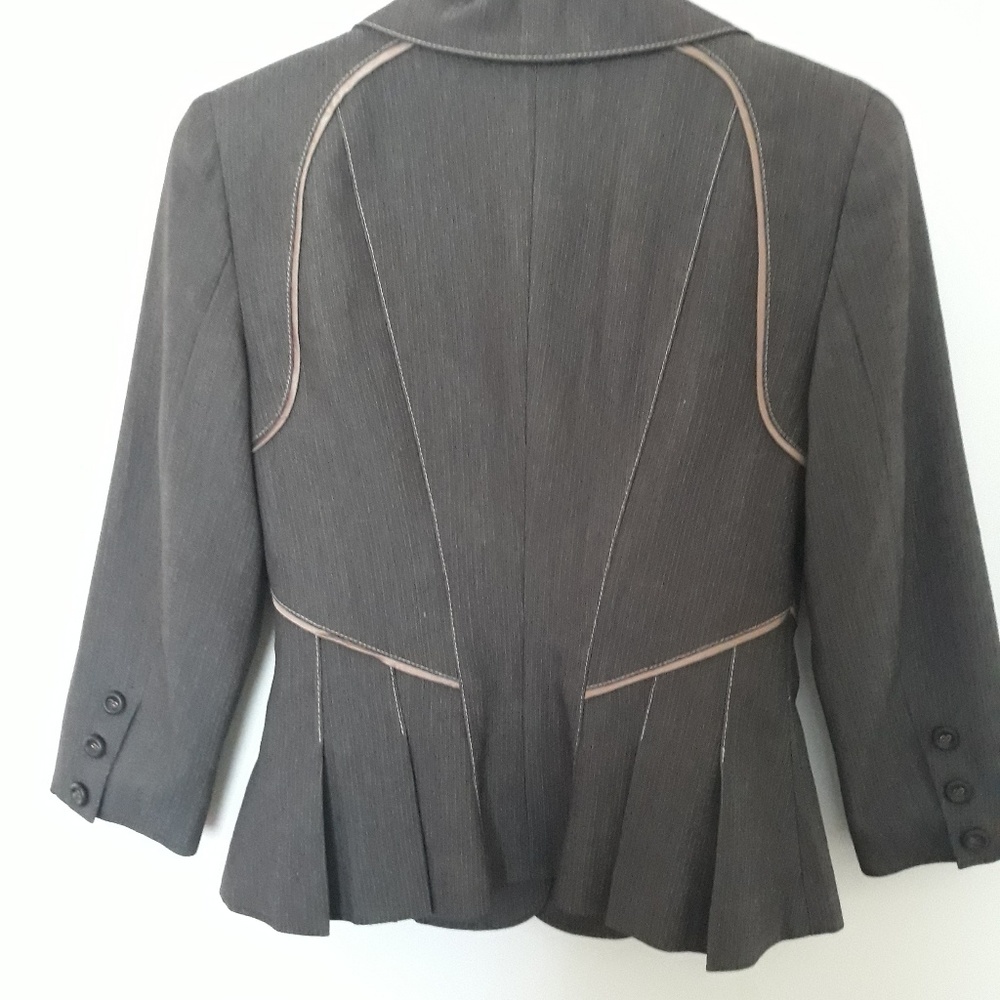 jacket - Picture 4 of 4